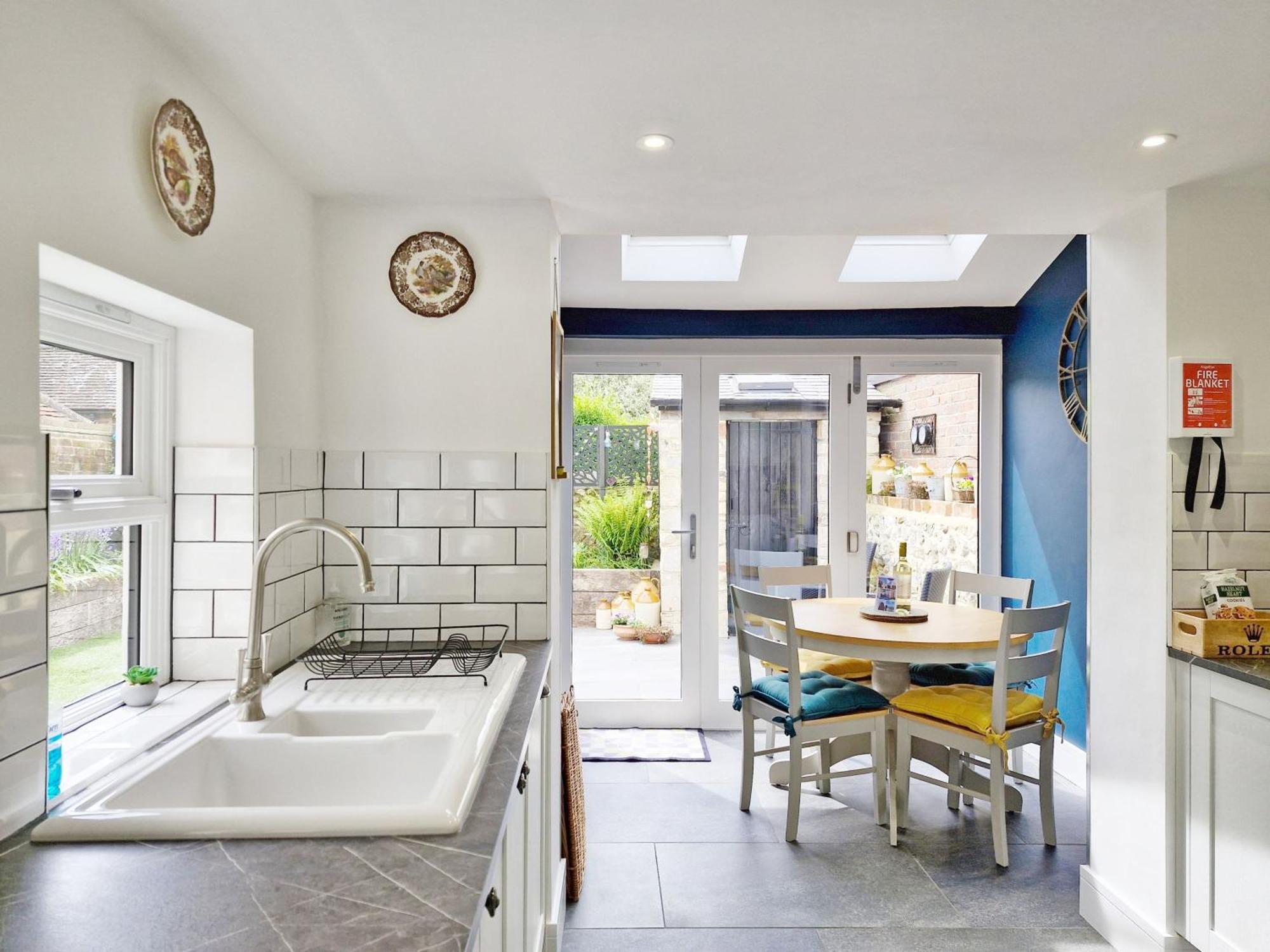 Four Priory Road, Chichester Luaran gambar