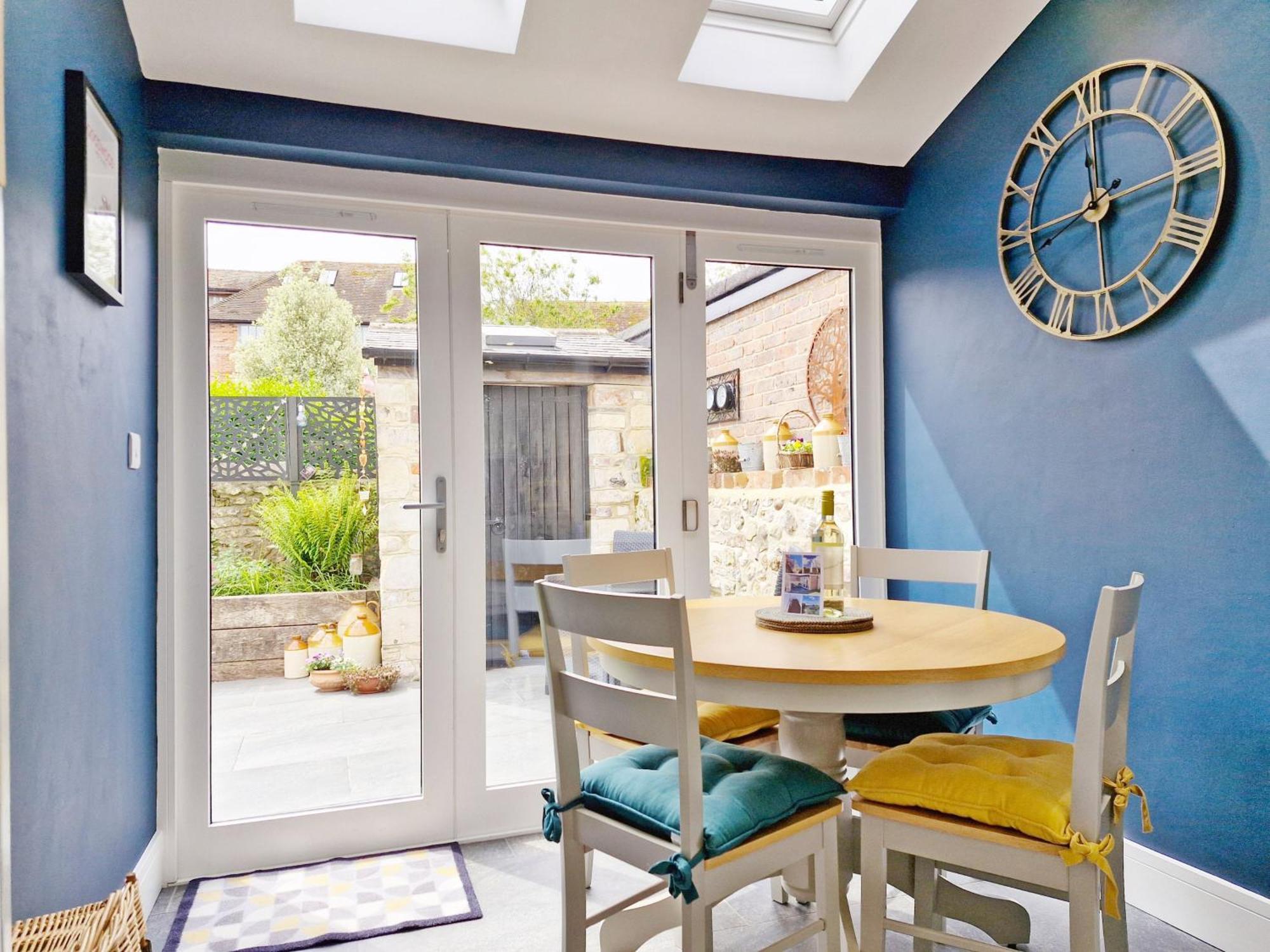 Four Priory Road, Chichester Luaran gambar