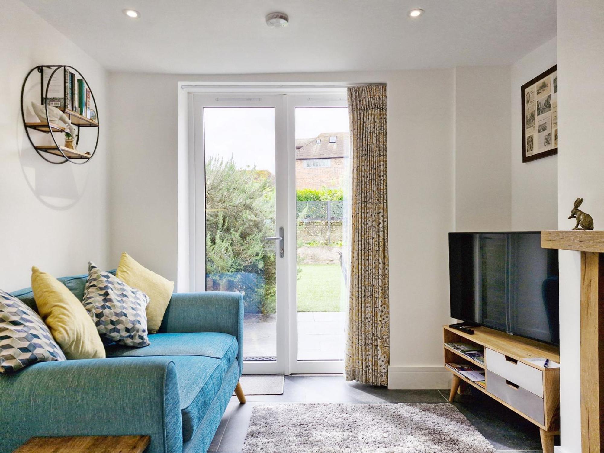 Four Priory Road, Chichester Luaran gambar